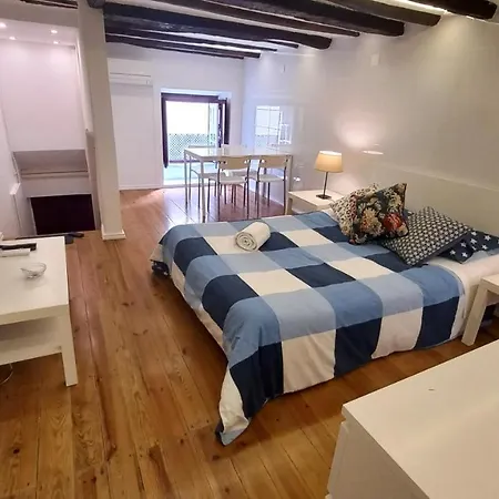 Alfama Home-2